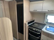 2021 COACHMAN ACADIA 830 6.jpg